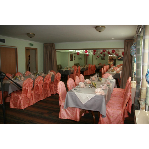 Ресторанный сервис бронирования столиков menu-rest.com - Интерьер ресторана "Максима Хотелс"