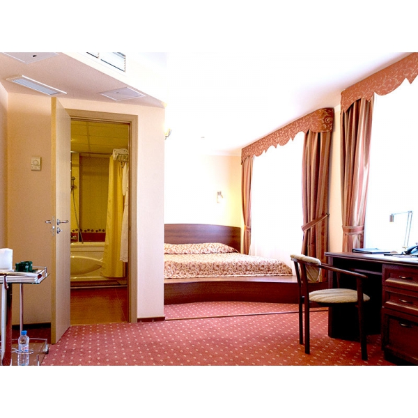 Ресторанный сервис бронирования столиков menu-rest.com - Интерьер ресторана "Максима Хотелс"