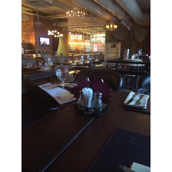 Ресторанный сервис бронирования столиков menu-rest.com - Интерьер ресторана "Ян Примус"