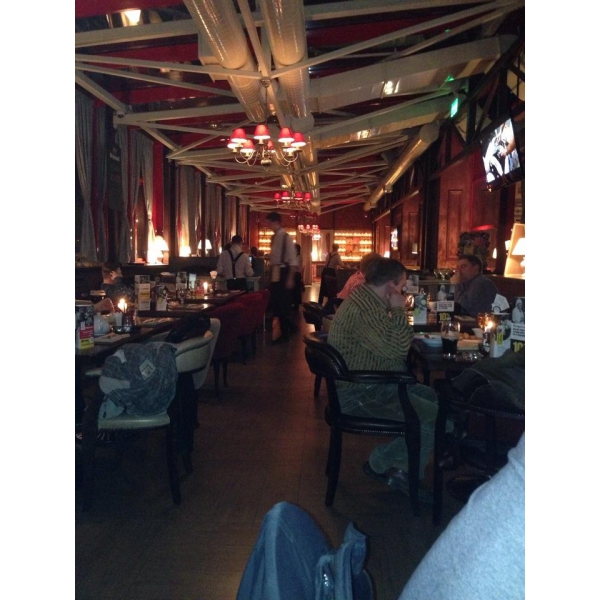 Ресторанный сервис бронирования столиков menu-rest.com - Интерьер ресторана "Ян Примус"