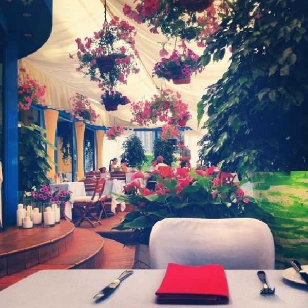 Ресторанный сервис бронирования столиков menu-rest.com - Интерьер ресторана "Сыр"