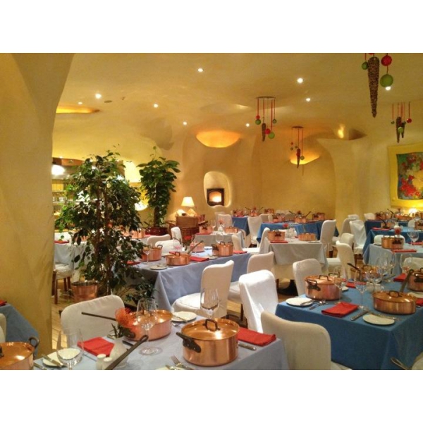 Ресторанный сервис бронирования столиков menu-rest.com - Интерьер ресторана "Сыр"