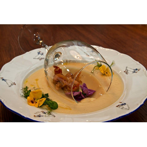 Ресторанный сервис бронирования столиков menu-rest.com - Интерьер ресторана "Гаяне`С"