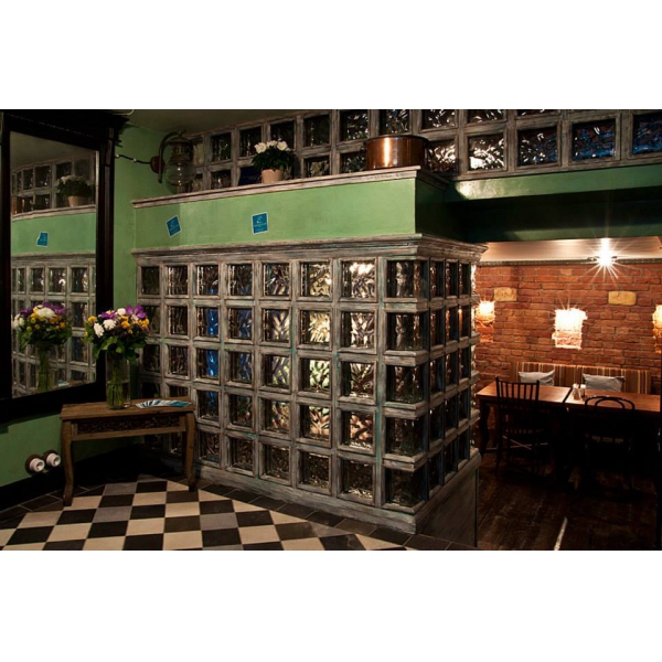 Ресторанный сервис бронирования столиков menu-rest.com - Интерьер ресторана "Гаяне`С"