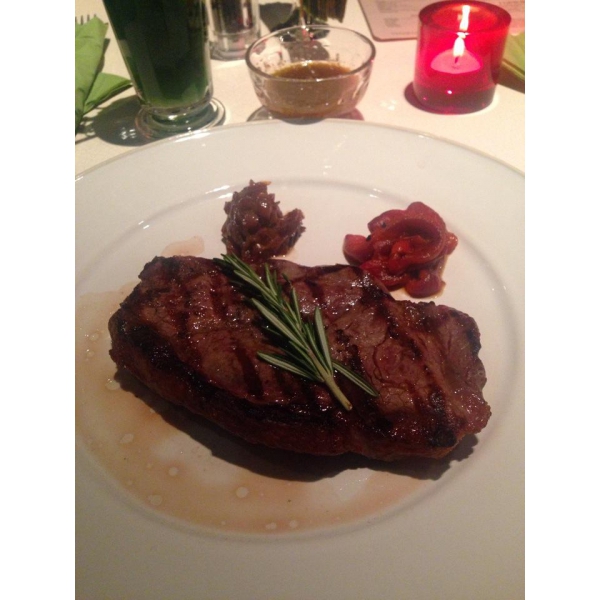 Ресторанный сервис бронирования столиков menu-rest.com - Интерьер ресторана "Cheapside Бургер Бистро"