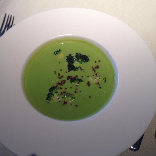 Ресторанный сервис бронирования столиков menu-rest.com - Интерьер ресторана "Selfie"