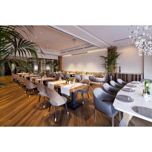 Ресторанный сервис бронирования столиков menu-rest.com - Интерьер ресторана "Selfie"