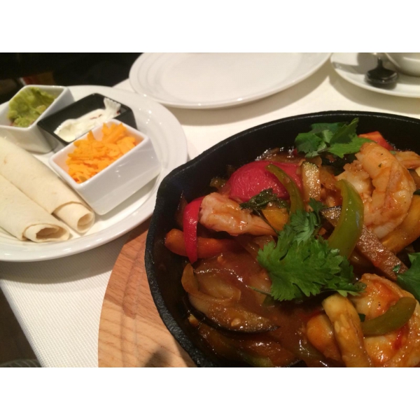 Ресторанный сервис бронирования столиков menu-rest.com - Интерьер ресторана "Латинский Квартал"