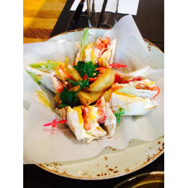 Ресторанный сервис бронирования столиков menu-rest.com - Интерьер ресторана "Планета"