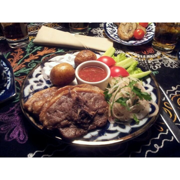 Ресторанный сервис бронирования столиков menu-rest.com - Интерьер ресторана "Вгости"