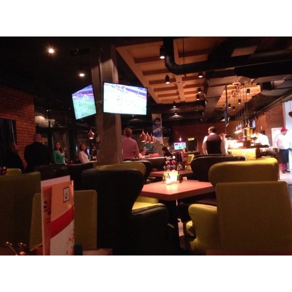 Ресторанный сервис бронирования столиков menu-rest.com - Интерьер ресторана "Брудер"