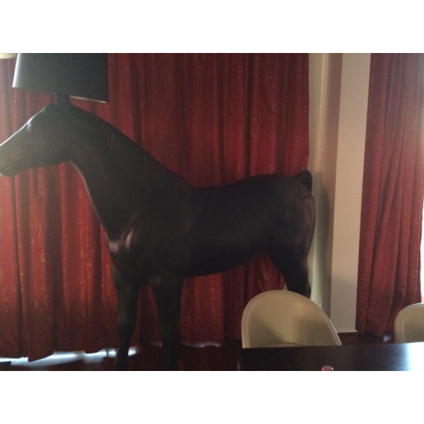 Ресторанный сервис бронирования столиков menu-rest.com - Интерьер ресторана "Mamaison All-Suites Spa Hotel Pokrovka Moscow"