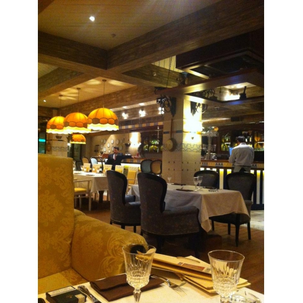 Ресторанный сервис бронирования столиков menu-rest.com - Интерьер ресторана "Долма"