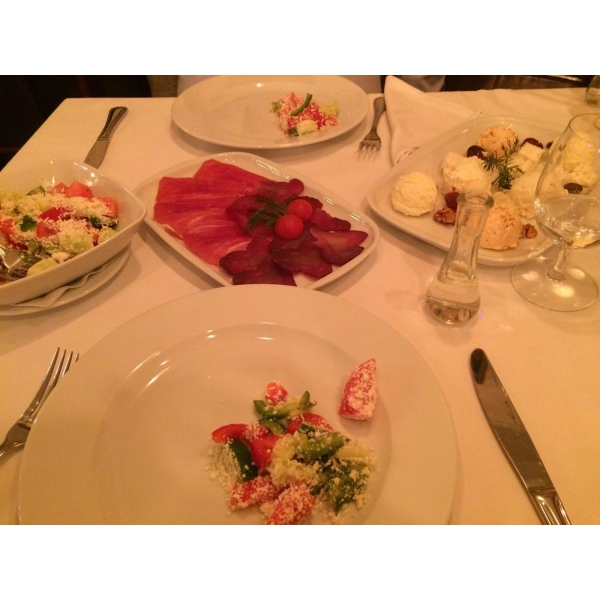 Ресторанный сервис бронирования столиков menu-rest.com - Интерьер ресторана "Субботица"