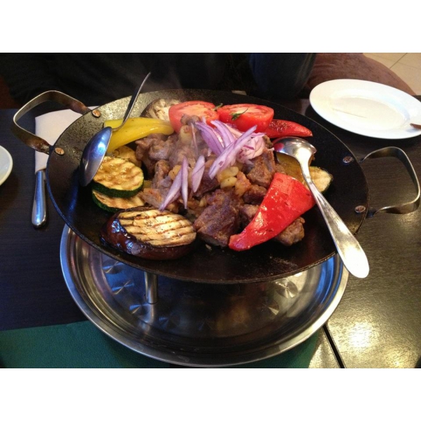 Ресторанный сервис бронирования столиков menu-rest.com - Интерьер ресторана "Жи есть"