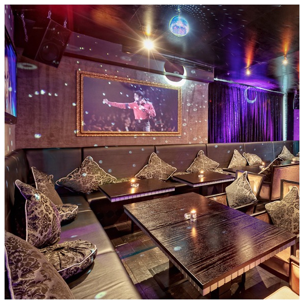 Ресторанный сервис бронирования столиков menu-rest.com - Интерьер ресторана "Кому жить хорошо"