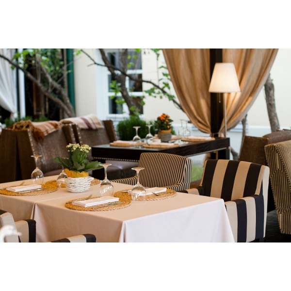 Ресторанный сервис бронирования столиков menu-rest.com - Интерьер ресторана "Гусятникоff"