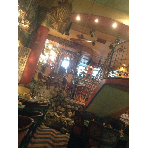 Ресторанный сервис бронирования столиков menu-rest.com - Интерьер ресторана "Papa Joe`s"