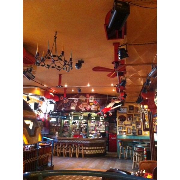 Ресторанный сервис бронирования столиков menu-rest.com - Интерьер ресторана "Papa Joe`s"