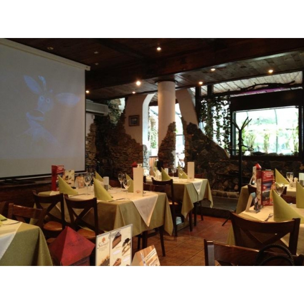 Ресторанный сервис бронирования столиков menu-rest.com - Интерьер ресторана "Ясный перец"