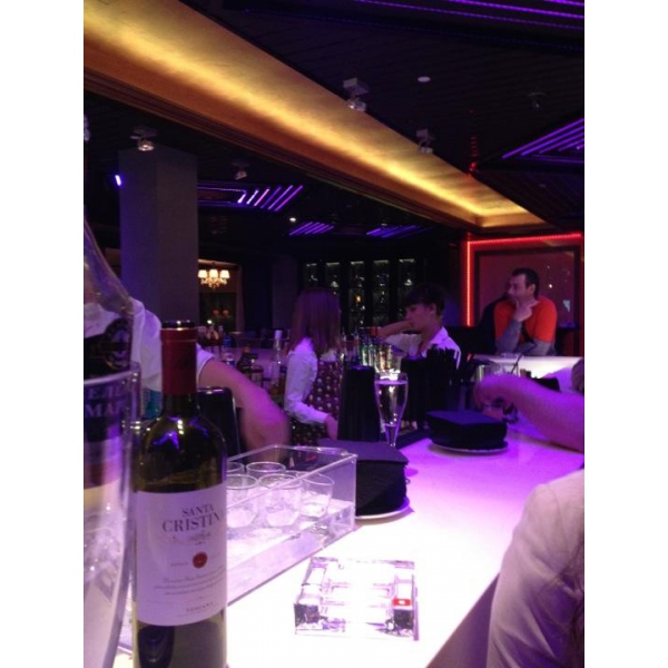 Ресторанный сервис бронирования столиков menu-rest.com - Интерьер ресторана "MUZEY"