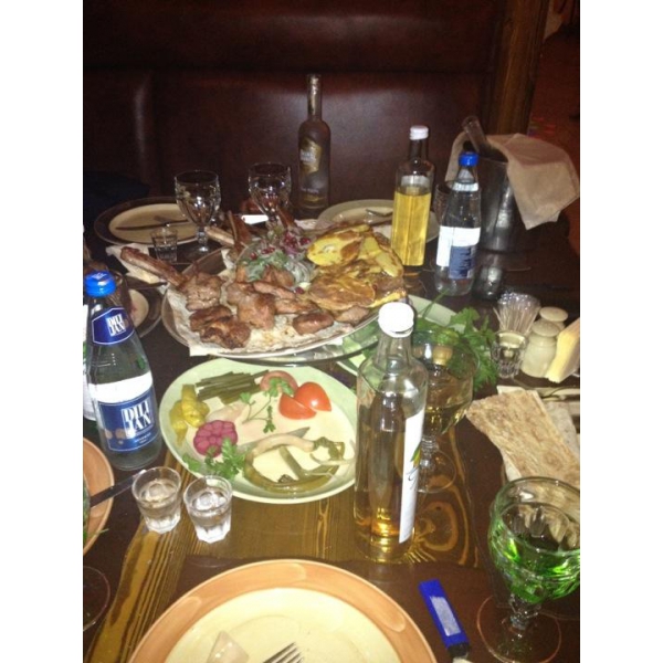 Ресторанный сервис бронирования столиков menu-rest.com - Интерьер ресторана "Долина Солнца"