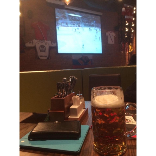 Ресторанный сервис бронирования столиков menu-rest.com - Интерьер ресторана "Брудер"