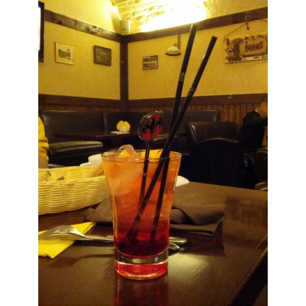 Ресторанный сервис бронирования столиков menu-rest.com - Интерьер ресторана "Country Pub & restaurant"