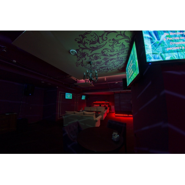 Ресторанный сервис бронирования столиков menu-rest.com - Интерьер ресторана "Арт кафе Рояль"