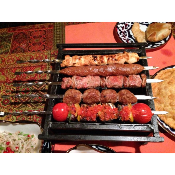 Ресторанный сервис бронирования столиков menu-rest.com - Интерьер ресторана "Вгости"