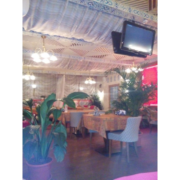 Ресторанный сервис бронирования столиков menu-rest.com - Интерьер ресторана "Вгости"