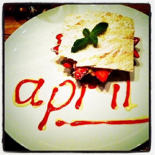 Ресторанный сервис бронирования столиков menu-rest.com - Интерьер ресторана "Апрель"