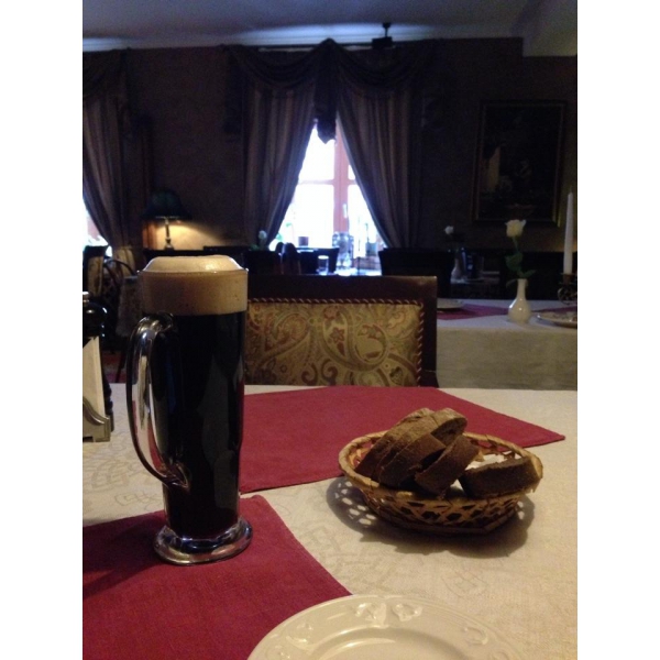 Ресторанный сервис бронирования столиков menu-rest.com - Интерьер ресторана "Чемодан"