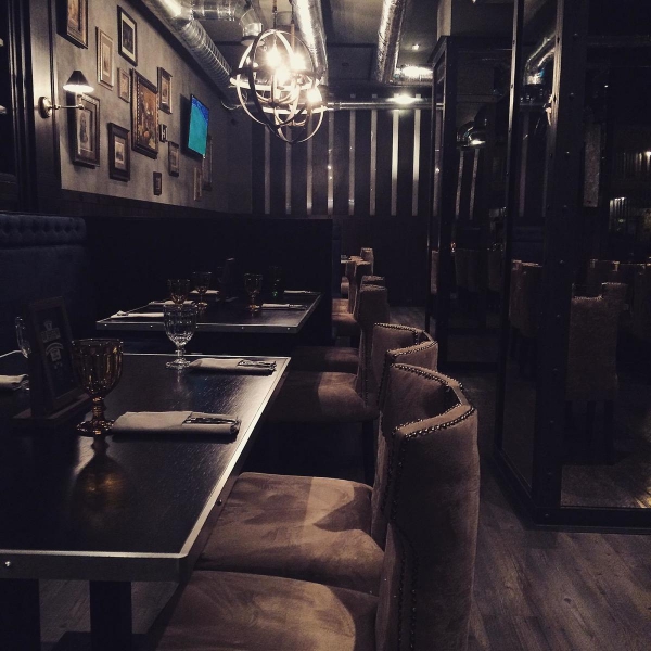 Ресторанный сервис бронирования столиков menu-rest.com - Интерьер ресторана "Queen V"