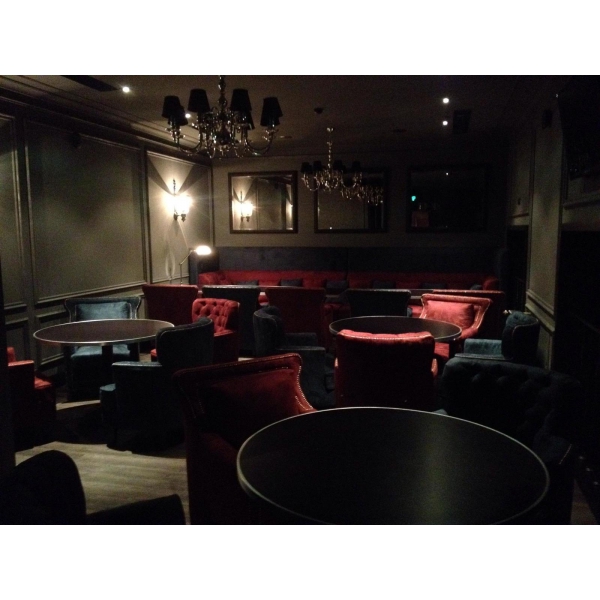 Ресторанный сервис бронирования столиков menu-rest.com - Интерьер ресторана "Queen V"