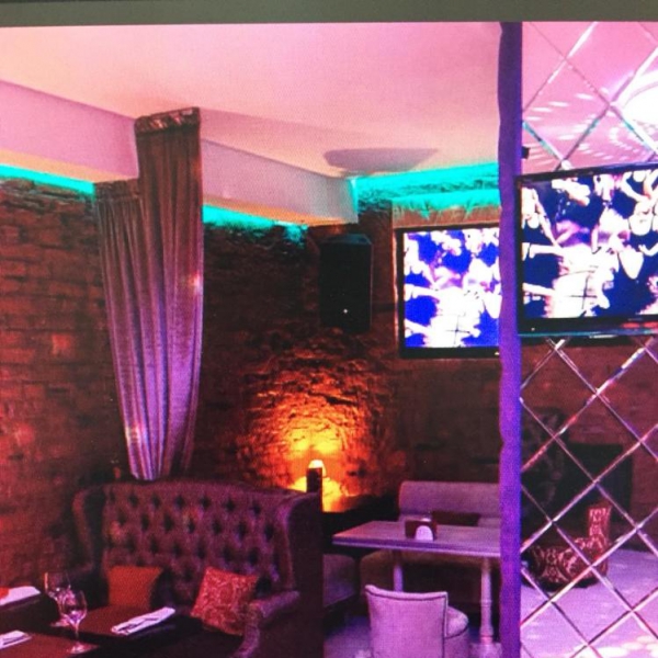 Ресторанный сервис бронирования столиков menu-rest.com - Интерьер ресторана "Звезда"