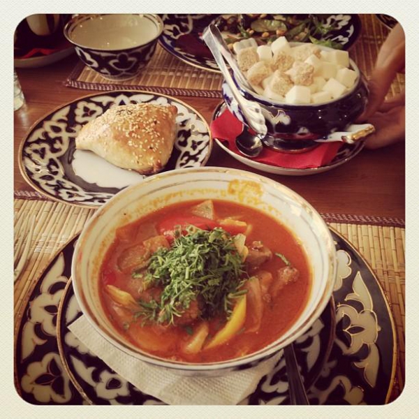 Ресторанный сервис бронирования столиков menu-rest.com - Интерьер ресторана "Павлин-Мавлин"