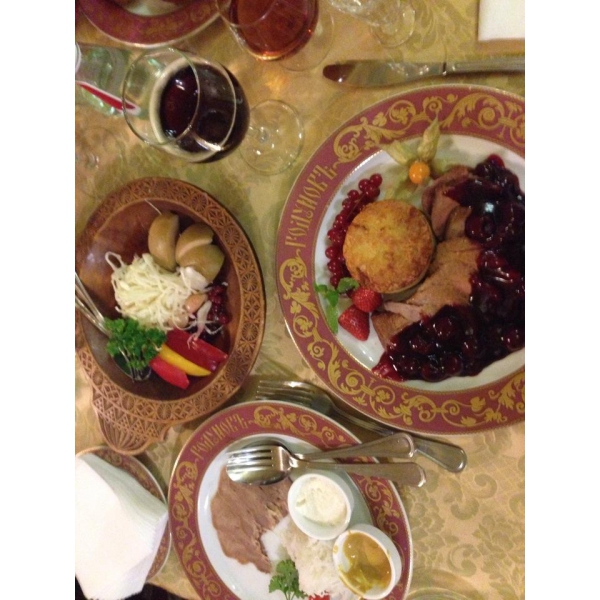 Ресторанный сервис бронирования столиков menu-rest.com - Интерьер ресторана "Годуновъ"