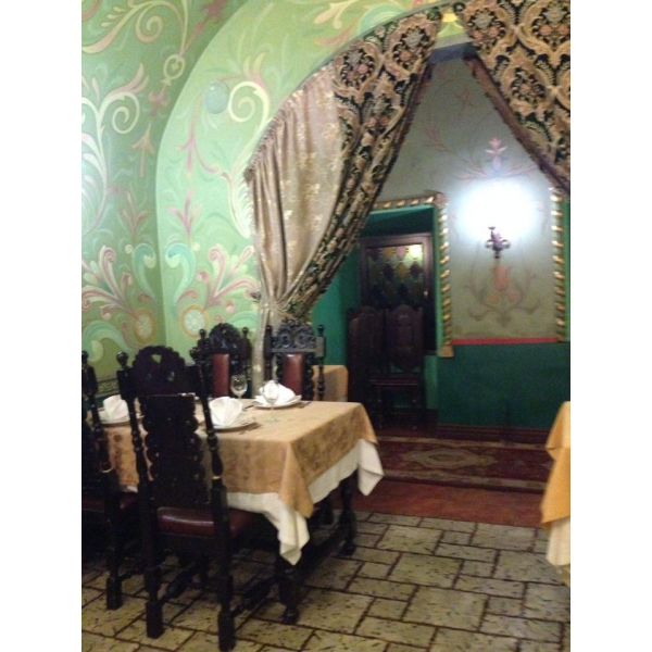 Ресторанный сервис бронирования столиков menu-rest.com - Интерьер ресторана "Годуновъ"