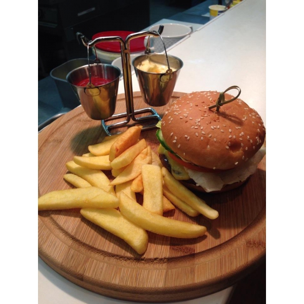 Ресторанный сервис бронирования столиков menu-rest.com - Интерьер ресторана "Bora Bora Cafe"