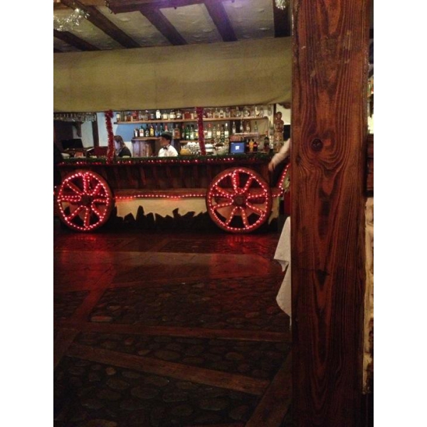 Ресторанный сервис бронирования столиков menu-rest.com - Интерьер ресторана "Гранатовый сад"