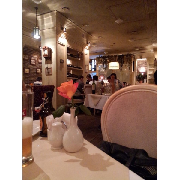 Ресторанный сервис бронирования столиков menu-rest.com - Интерьер ресторана "БоЭми"