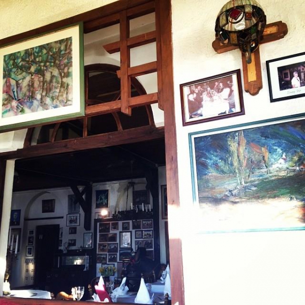 Ресторанный сервис бронирования столиков menu-rest.com - Интерьер ресторана "У Пиросмани"