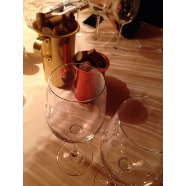 Ресторанный сервис бронирования столиков menu-rest.com - Интерьер ресторана "Образ жизни"