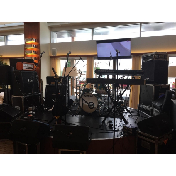 Ресторанный сервис бронирования столиков menu-rest.com - Интерьер ресторана "Rose Bar"