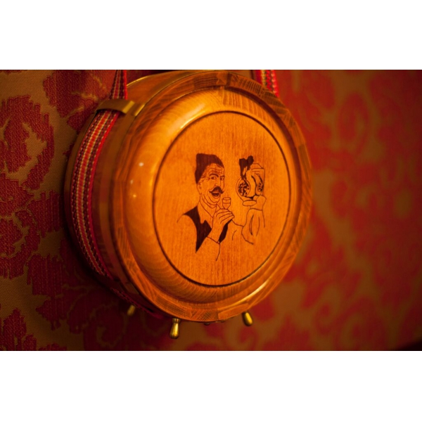 Ресторанный сервис бронирования столиков menu-rest.com - Интерьер ресторана "Югос"