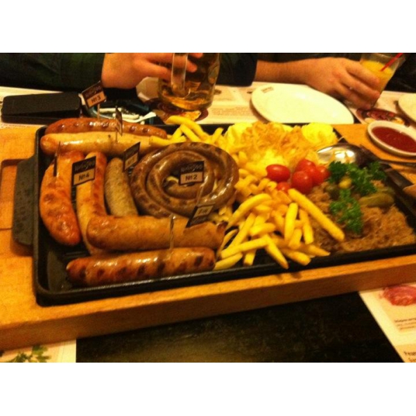 Ресторанный сервис бронирования столиков menu-rest.com - Интерьер ресторана "Колбасофф"