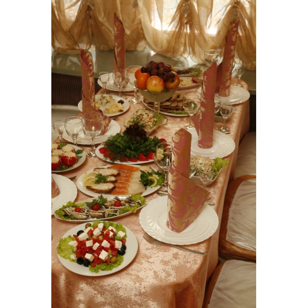 Ресторанный сервис бронирования столиков menu-rest.com - Интерьер ресторана "Авиньон"