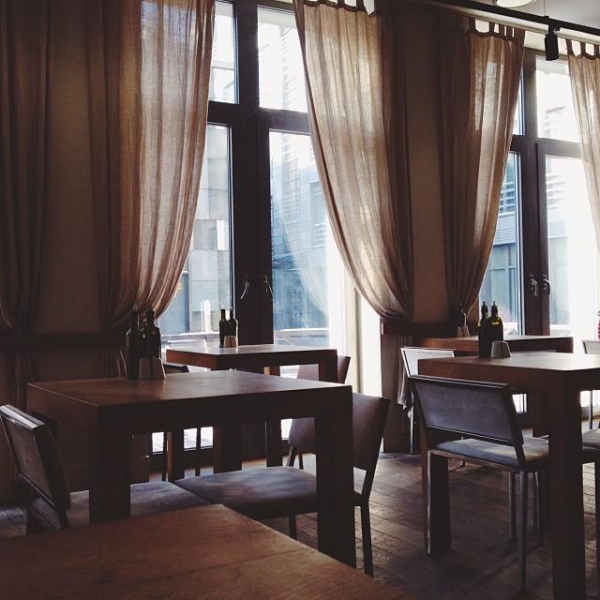 Ресторанный сервис бронирования столиков menu-rest.com - Интерьер ресторана "Correa`s"