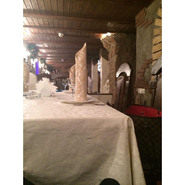 Ресторанный сервис бронирования столиков menu-rest.com - Интерьер ресторана "Наш двор"